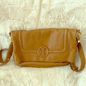 Tory Burch Crossbody Amanda Camel